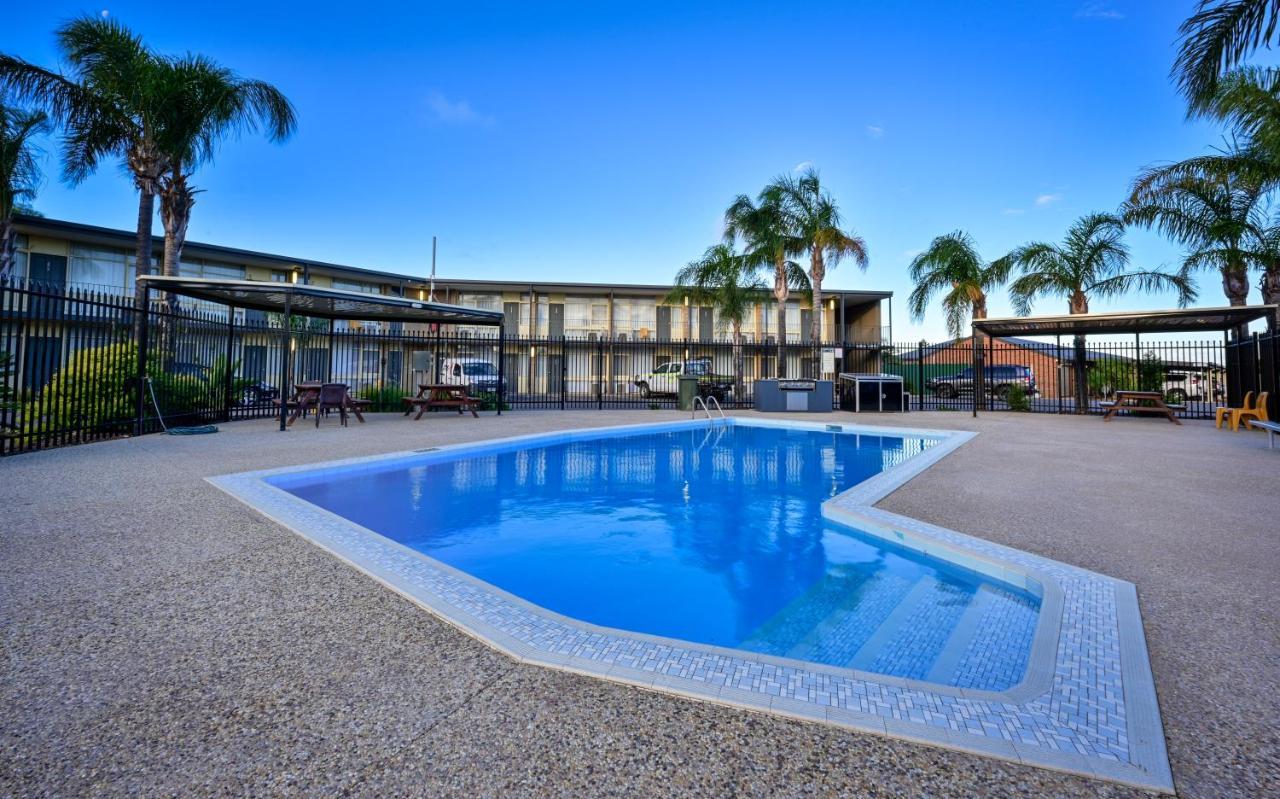 Westland Hotel Motel Whyalla Exteriör bild